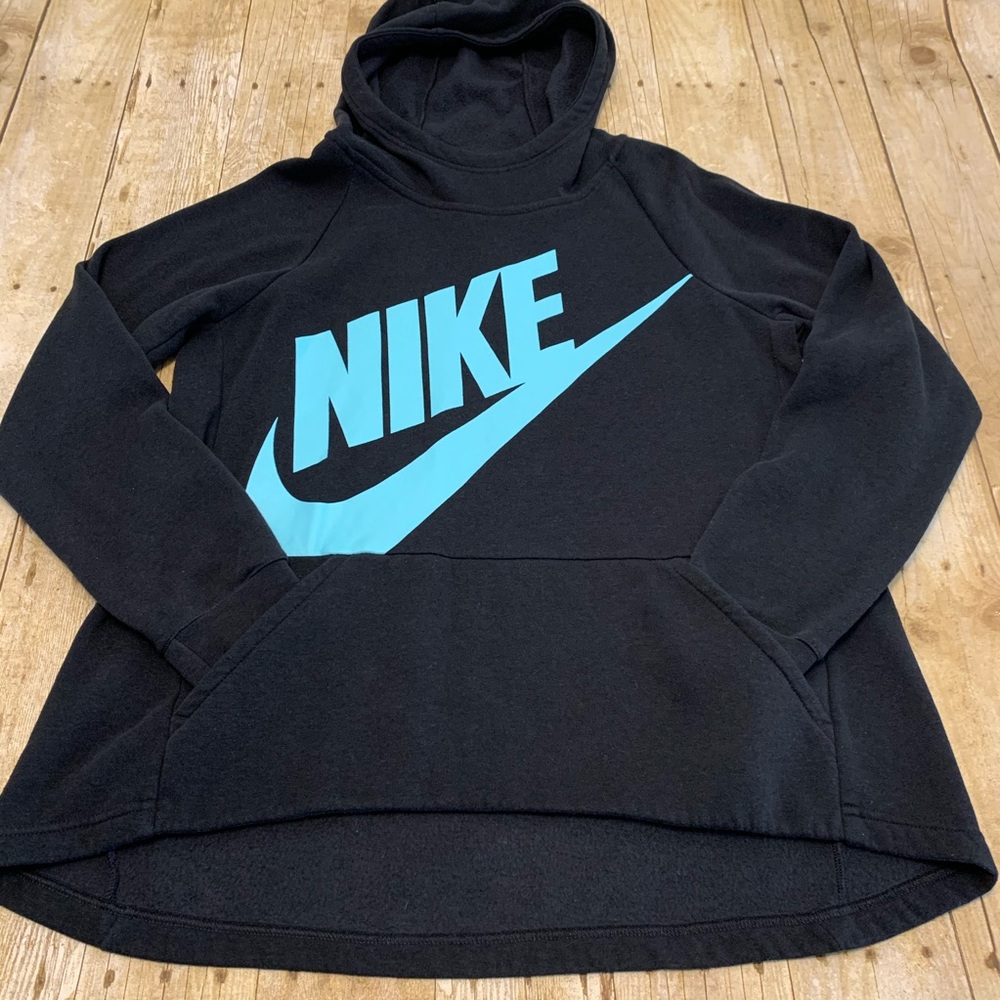 Nike | Pullover Hi-Lo Hoodie